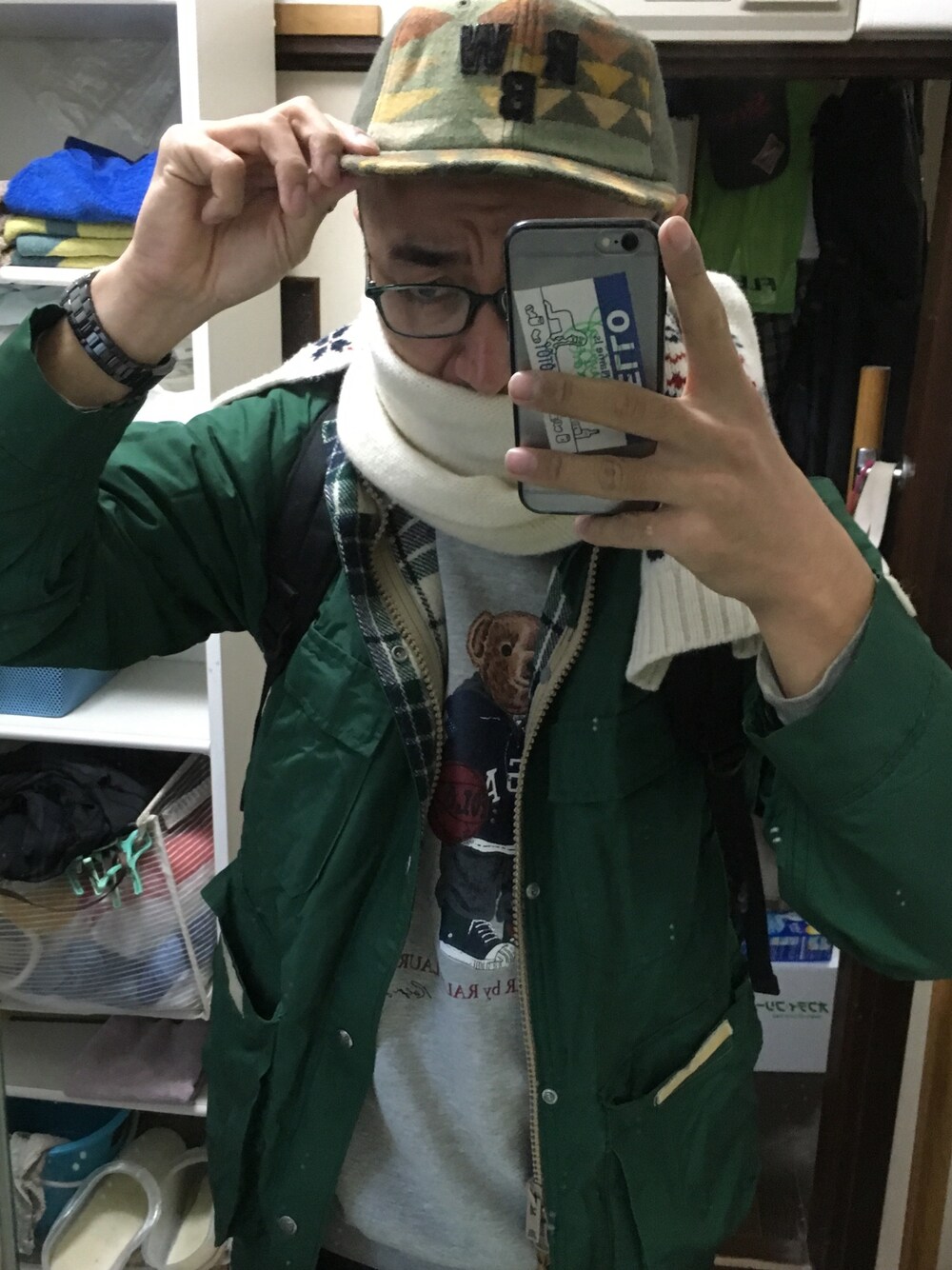「Raised By Wolvesのアイテム（キャップ、その他）」を使った、クリスさん（メンズ・175cm）の秋コーディネートの1枚目の写真