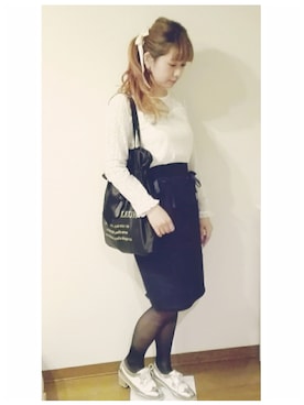 「EBELE MOTION（エベルモーション）のアイテム（シューズ）」を使った、lycka,さん（レディース・160cm）の冬コーディネート