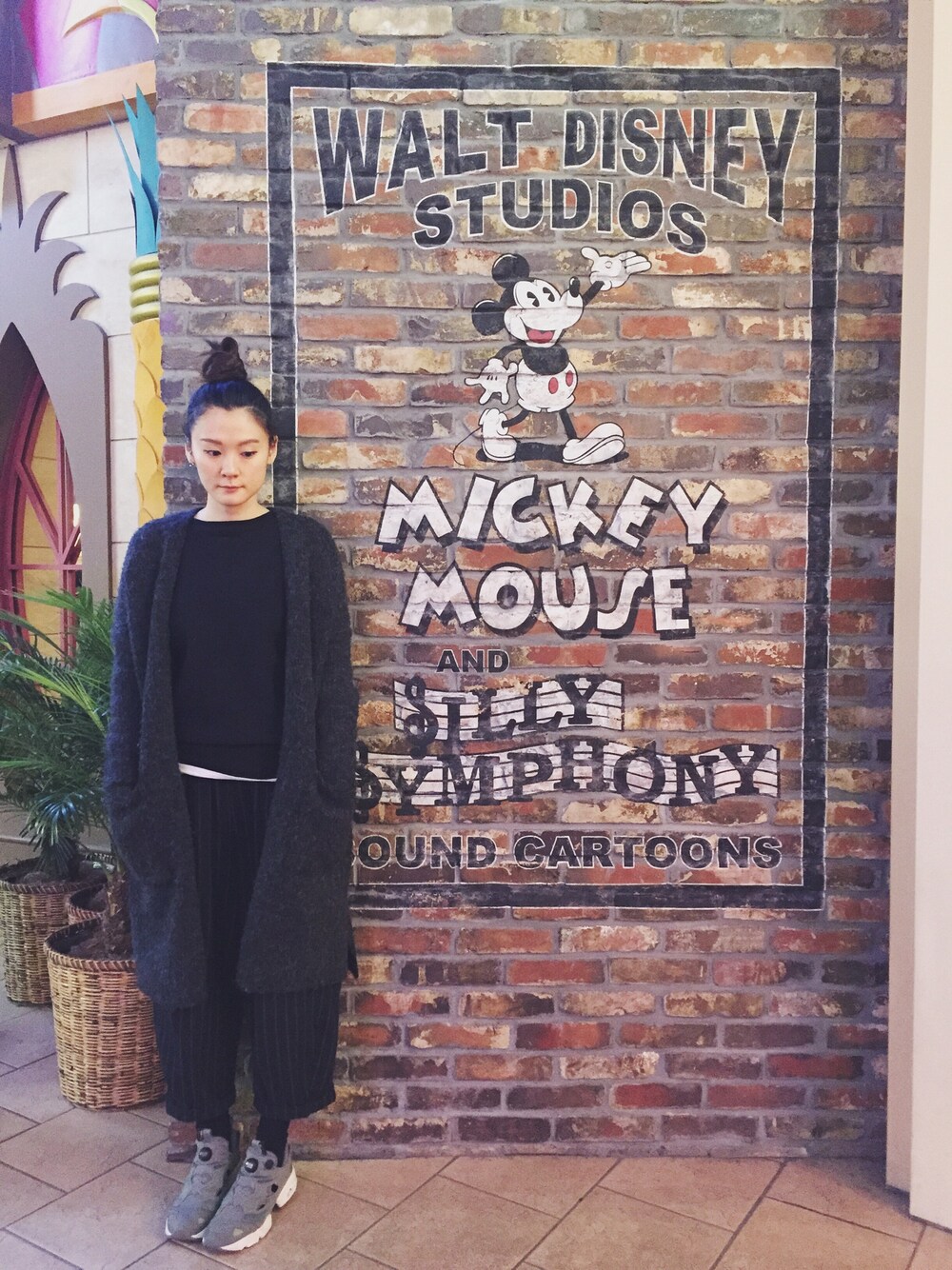 「oversize、reebok、PUMP FURY、Champion、niko and ...、black」｜「niko andのアイテム（その他パンツ、ブラック系）」を使った、Kiannbooさん（レディース・163cm）の春コーディネートの1枚目の写真
