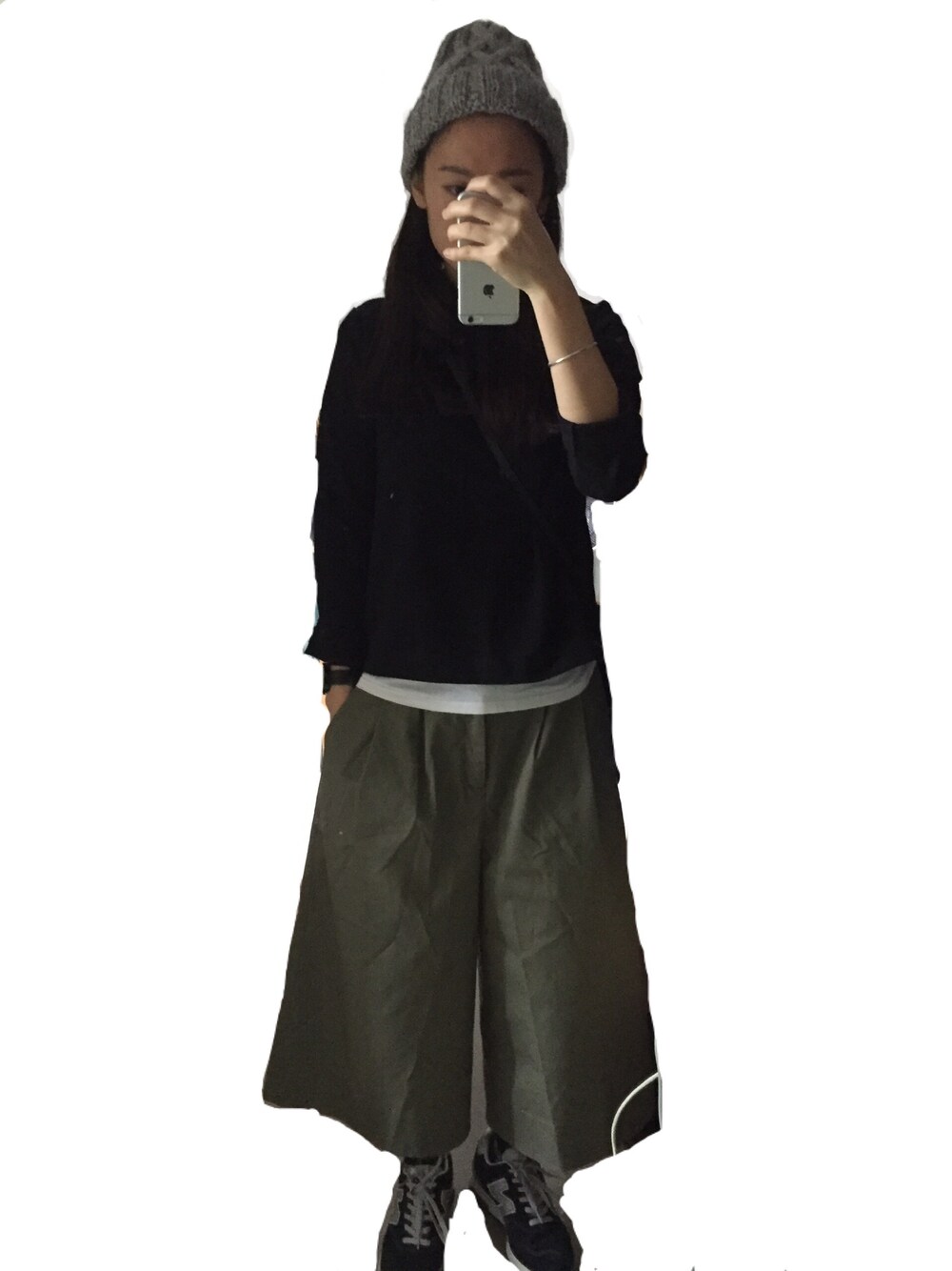 「ootd、今日の服、daily look、code、nikoand、M1400NV、NEWBALANCE、MUJI」｜「無印良品のアイテム（Tシャツ/カットソー、ブラック系）」を使った、Kiannbooさん（レディース・163cm）の冬コーディネートの1枚目の写真