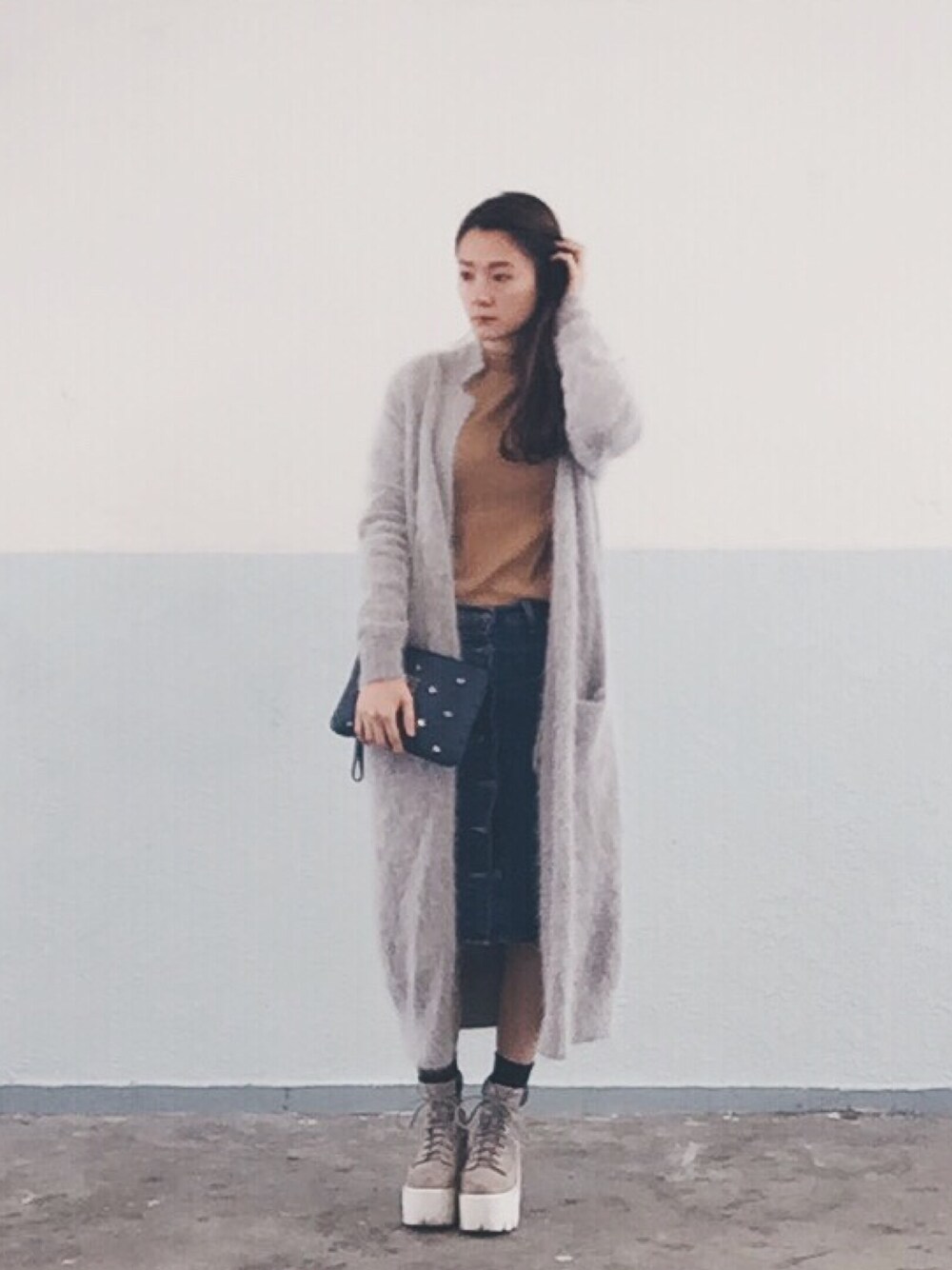 「ootd、daily look、lookbook、girly、outfit」｜「niko and...のアイテム（Tシャツ/カットソー、その他）」を使った、Kiannbooさん（レディース・163cm）の冬コーディネートの1枚目の写真