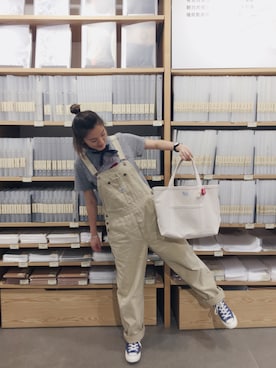 「アイテム（つなぎ/オールインワン、ベージュ系）」を使った、Kiannbooさん（レディース・163cm）の春コーディネート