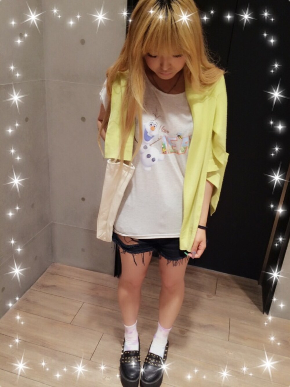 「キャラT、アナと雪の女王、パニカム」｜「パニカムのオラフドルマンTシャツ（Tシャツ/カットソー、ホワイト系）」を使った、もぇこ＊さん（レディース・157cm）の夏コーディネートの1枚目の写真