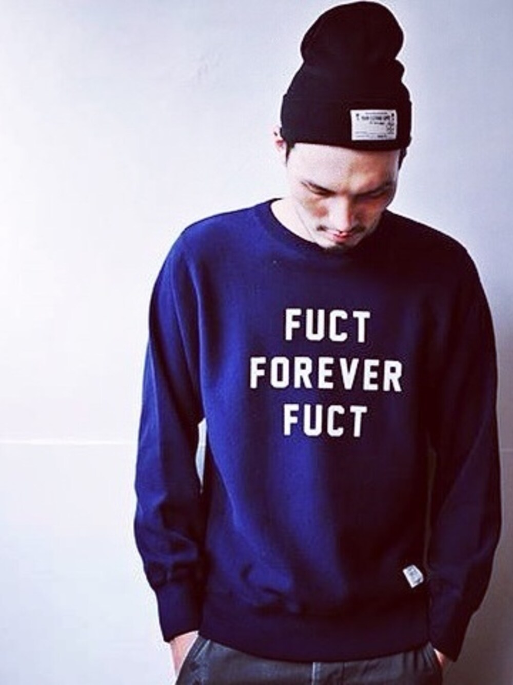 「vintage、blue、Taiwan、street、simple、FUCT、FUCT SSDD、kaohsiung、undergarden 、pawn」｜「PAWN 2014F/W SUPPLY WATCH CAP（ニットキャップ/ビーニー、ブラック系）」を使った、陳星申易さん（メンズ・179cm）の秋コーディネートの1枚目の写真