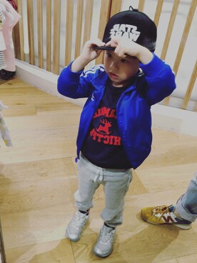 「cotton on（コットンオン）のアイテム（帽子）」を使った、Cherry Soさん（キッズ・110cm）の春コーディネート