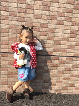 「アイテム（ベスト、レッド系）」を使った、yukiさん（キッズ・90cm）の秋コーディネート