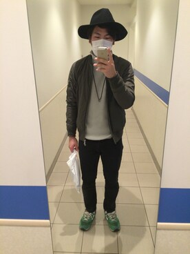 「ららぽーと」｜「アイテム（トップス）」を使った、おかぴーさん（メンズ・173cm）の冬コーディネート