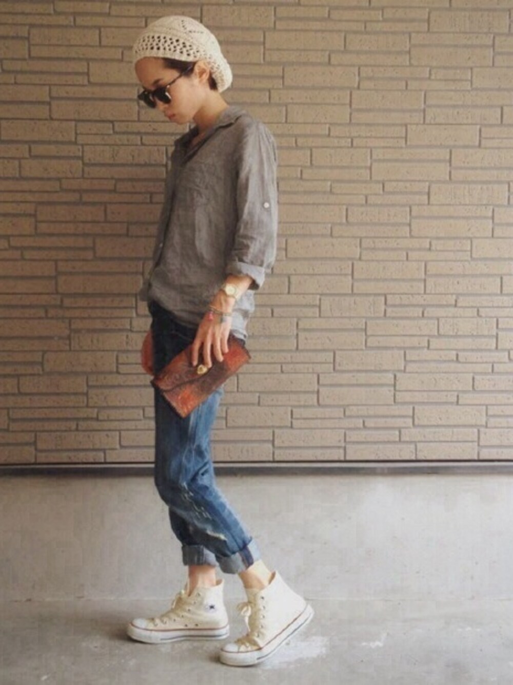 「outfit」｜「URBAN RESEARCH ROSSO WOMENのアイテム（シャツ/ブラウス、グレー系）」を使った、tinyさん（レディース・148cm）の夏コーディネートの1枚目の写真