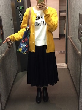 「ミディスカート」｜「アイテム（スウェット）」を使った、dumiさん（レディース・158cm）の秋コーディネート