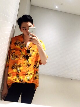 オレンジ系のアイテムを使った アロハシャツ のメンズコーディネート一覧 地域 韓国 Wear