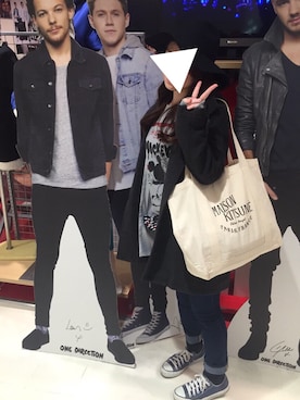 「MAISON KITSUNE」｜「アイテム（その他アウター）」を使った、yuiii⍤⃝♡さん（レディース・152cm）の春コーディネート