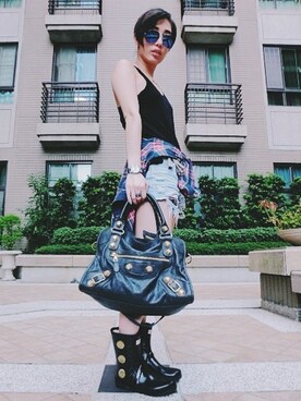 「BALENCIAGA」｜「アイテム（レインシューズ）」を使った、U1of Styleさん（レディース・160cm）の夏コーディネート