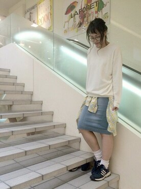 「AS KNOW AS PINKY（アズノゥアズピンキー）のアイテム（スウェット）」を使った、chisatoyamamotoさん（レディース・169cm）の春コーディネート
