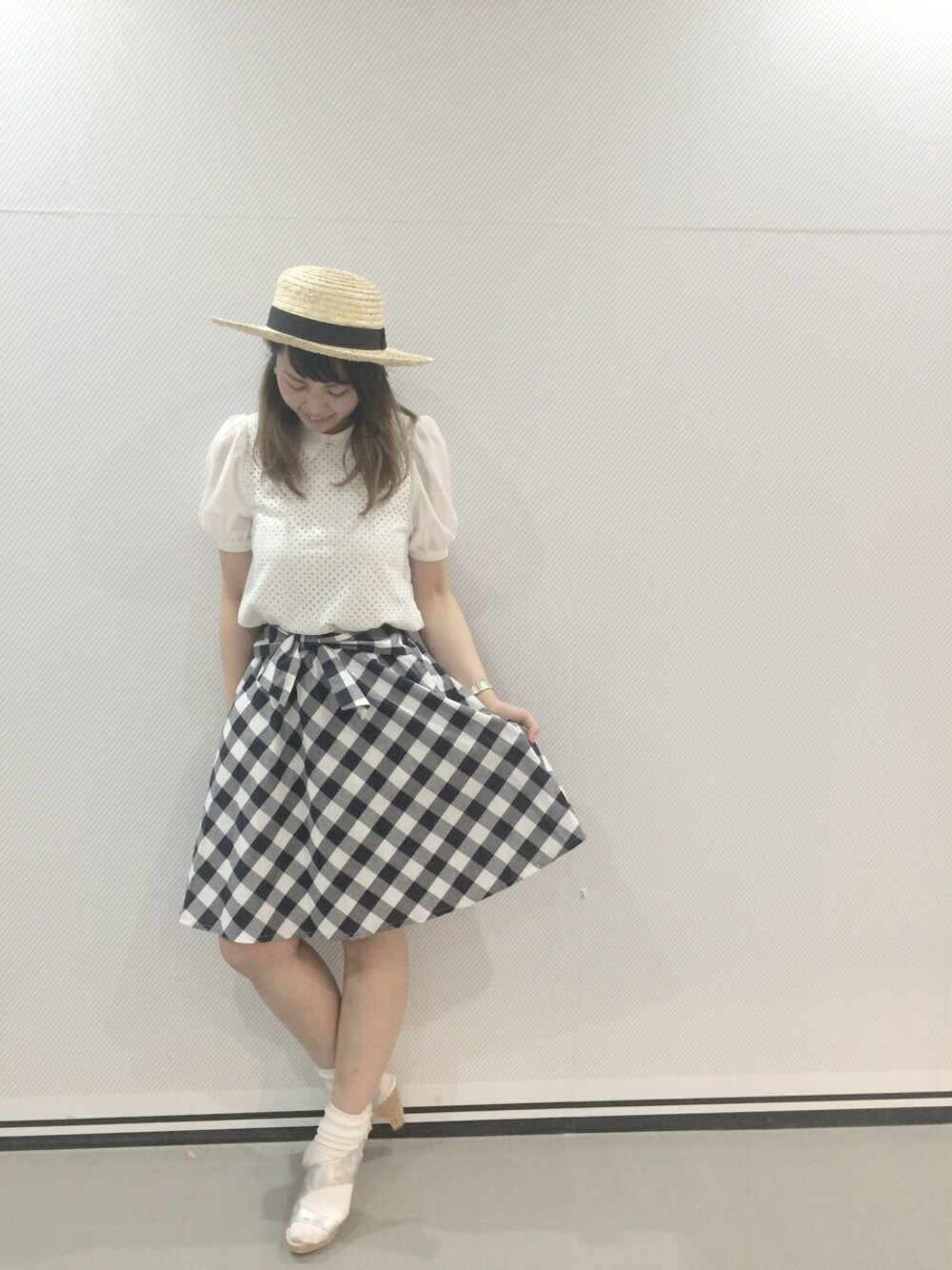 「ブラウス、プレッピー、ギンガムチェック、カンカン帽、おめかしコーデ、AS KNOW AS、パフスリーブ、AS KNOW AS PINKY、ギンガムチェックスカート、サンダルに靴下」｜「AS KNOW AS PINKYの（PE0457）HAPPYﾊﾟﾀｰﾝ☆SK（スカート、その他）」を使った、chisatoyamamotoさん（レディース・169cm）の春コーディネートの1枚目の写真