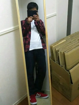 「adidasスニーカー」｜ケーンさん（メンズ・164cm）の春コーディネート