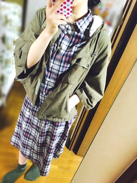 「RAW EDGE（ローエッヂ）のアイテム」を使った、チェシャさん（レディース・160cm）の春コーディネート