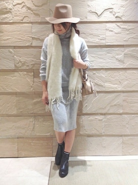 「Khaju（カージュ）のアイテム」を使った、岡田さん（レディース・162cm）の秋コーディネート