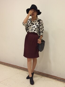 「Simpleのアイテム（トップス）」を使った、杜妮娜さん（レディース・157cm）の秋コーディネート