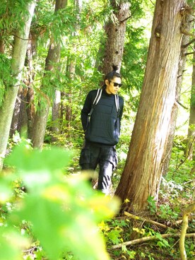 「ブラック×ホワイト」｜「アイテム（ナイロンジャケット）」を使った、福山正和さん（メンズ・178cm）の秋コーディネート