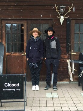 「MofM(manofmoods)（マンオブムーズ）のアイテム（パンツ）」を使った、福山正和さん（メンズ・178cm）の春コーディネート