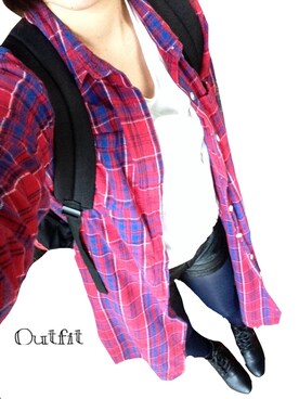 「アイテム（シャツワンピース、レッド系）」を使った、madderさん（レディース・161cm）の冬コーディネート