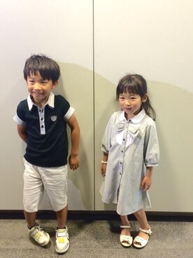 「BeBe（ベベ）のアイテム（Tシャツ/カットソー、ブルー系）」を使った、hitomiさん（キッズ・137cm）の夏コーディネート