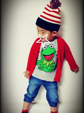 「MARKEY'S（マーキーズ）のアイテム（カーディガン/ボレロ、レッド系）」を使った、ERENさん（キッズ・100cm）の秋コーディネート