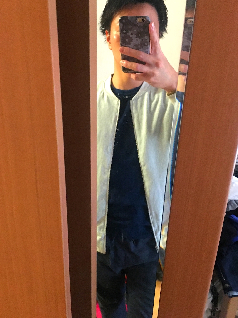 「秋コーデ、ジョガーパンツ、ブルゾン」｜「ESPのアイテム（シャツ/ブラウス、ブルー系）」を使った、K.Nさん（メンズ・173cm）の秋コーディネートの1枚目の写真