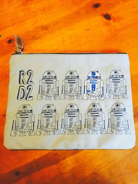 「no brand（ノーブランド）のスターウォーズ（クラッチバッグ、シルバー系）」を使った、Ariaさん（メンズ）の春コーディネート