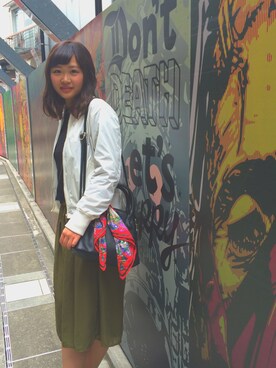 「GU（ジーユー）のアイテム（ブルゾン、ホワイト系）」を使った、YUIさん（レディース・166cm）の春コーディネート