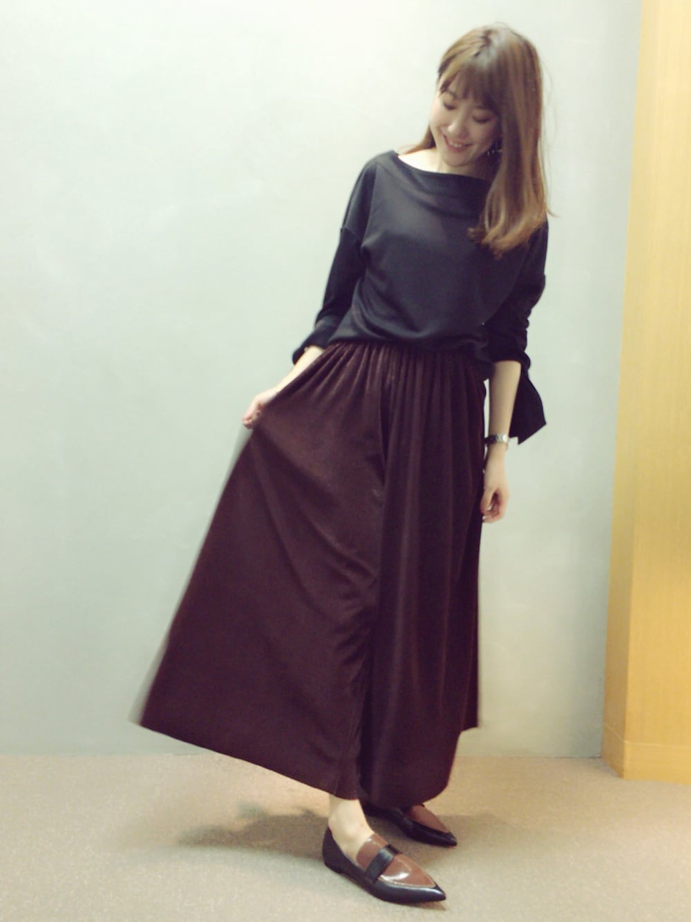 「RANDA、ゆるコーデ、ootd、リボン、AW、大人カジュアル、シンプルコーデ」｜「RANDAのリボンスリーブトップス（Tシャツ/カットソー、ブラック系）」を使った、satomamiさん（レディース・164cm）の夏コーディネートの1枚目の写真