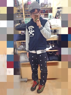 「ROLLING CRADLE（ローリングクレイドル）のアイテム（ニットキャップ/ビーニー）」を使った、アナーキー田中さん（メンズ・171cm）の冬コーディネート