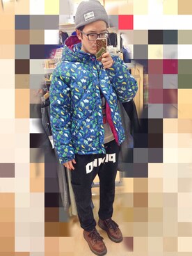 「ROLLING CRADLE（ローリングクレイドル）のアイテム（ニットキャップ/ビーニー）」を使った、アナーキー田中さん（メンズ・171cm）の冬コーディネート