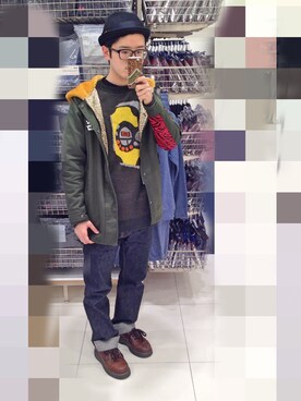 「ROLLING CRADLE（ローリングクレイドル）のアイテム（ニット/セーター）」を使った、アナーキー田中さん（メンズ・171cm）の春コーディネート