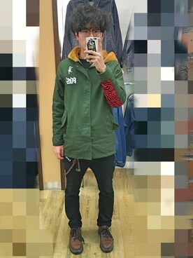 「PUNK DRUNKERS（パンクドランカーズ）のアイテム（モッズコート）」を使った、アナーキー田中さん（メンズ・171cm）の冬コーディネート