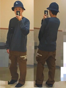 「ROLLING CRADLE（ローリングクレイドル）のアイテム（ニット/セーター）」を使った、アナーキー田中さん（メンズ・171cm）の秋コーディネート