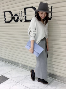 「帽子」｜「アイテム（クラッチバッグ）」を使った、DouDou_STAFFさん（レディース・157cm）の秋コーディネート