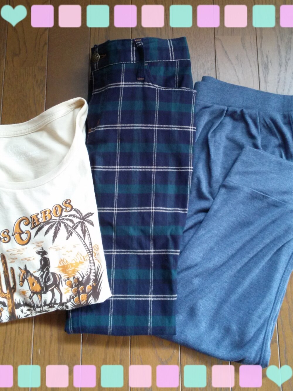 イエロー系のキッチンツールを着用したレディースの夏コーディネートの1枚目の写真