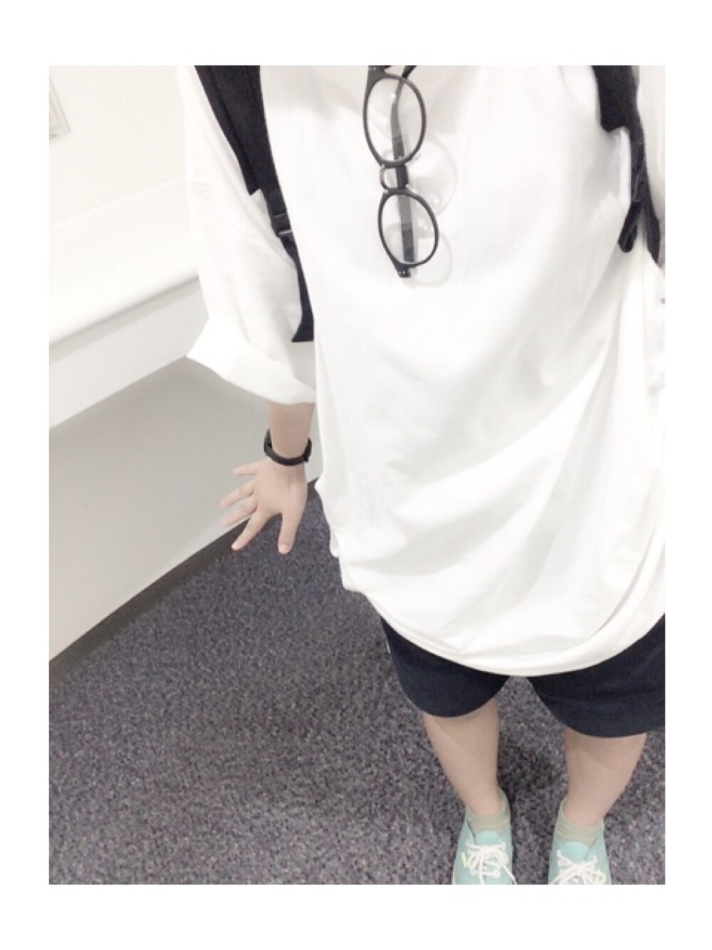 「ねむい」｜「LYSERGのアイテム（Tシャツ/カットソー、ホワイト系）」を使った、まあ(や)さん（レディース・145cm）の夏コーディネートの1枚目の写真