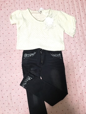 「axes femme（アクシーズファム）のアイテム（Tシャツ/カットソー、ホワイト系）」を使った、まる子さん（レディース・153cm）の春コーディネート