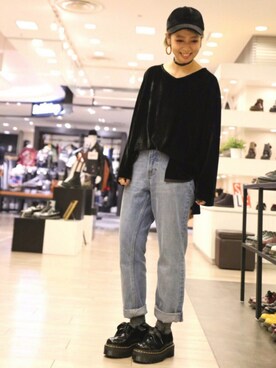「HARE（ハレ）のアクリルＢＩＧフープピアス（HARE）（ピアス（両耳用））」を使った、HIROSE/HAREさん（レディース・157cm）の秋コーディネート