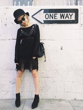 「UNIF」｜「アイテム（ブーティ）」を使った、HarunaYokotaさん（レディース・160cm）の冬コーディネート