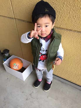 「babygap」｜「アイテム（ダウンベスト）」を使った、joeさん（キッズ・90cm）の冬コーディネート