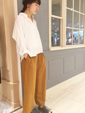 「キャメルカラー」｜たなかさん（レディース・163cm）の夏コーディネート