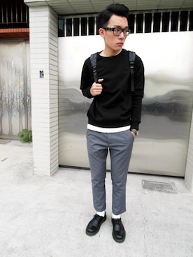 「PULL&BEAR（プルアンドベア）のアイテム（バッグ）」を使った、陳捲毛さん（メンズ・170cm）の秋コーディネート