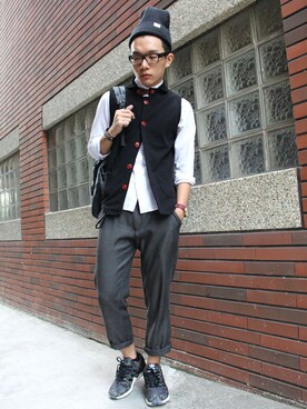 陳捲毛さんのコーディネート