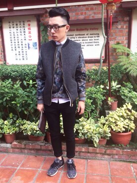 陳捲毛さんのコーディネート