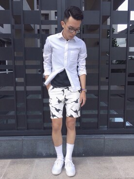 陳捲毛さんのコーディネート