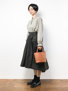 motoko yamamotoさんの「アシンメトリーボリュームフレアスカート」を使ったコーディネート