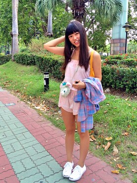 「ROXY（ロキシー）のアイテム（オールインワン・サロペット）」を使った、Nicoleさん（レディース・160cm）の秋コーディネート
